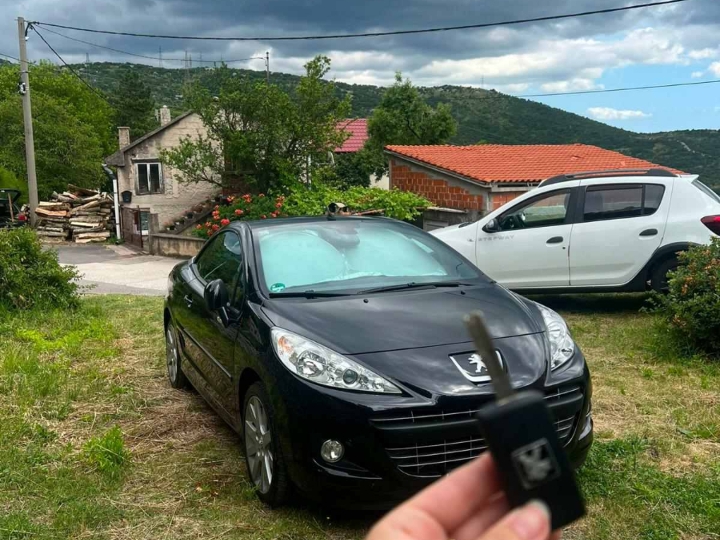 Peugeot 207 CC