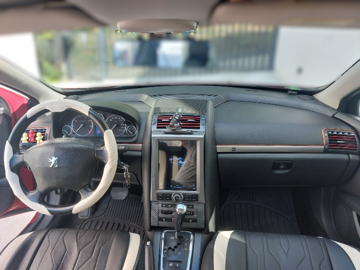 Peugeot 407 Exclusive Red Pearl Sport 2.0, 16V automatik
