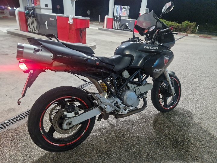 Ducati Multistrada 620