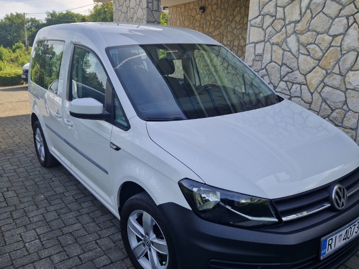 VW Caddy Kombi Van  2.0 TDI 150 KS – | Servisna | 100% odbtiak
