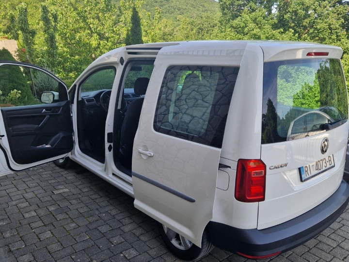 VW Caddy Kombi Van  2.0 TDI 150 KS – | Servisna | 100% odbtiak