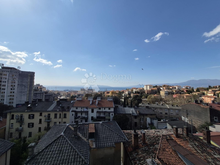 Škurinje; 2S+DB, 75m2, lift