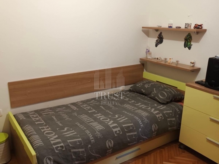 Crikvenica – trosobni stan u Centru s dva parkirna mjesta