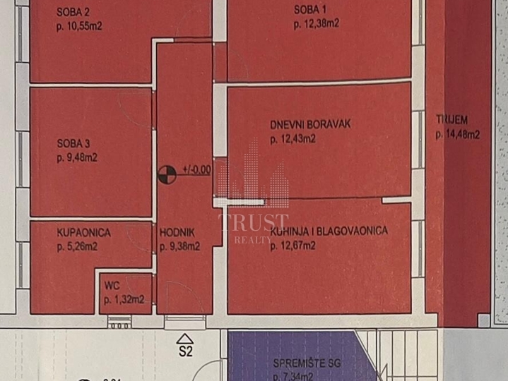 Crikvenica – trosobni stan u centru s parkingom