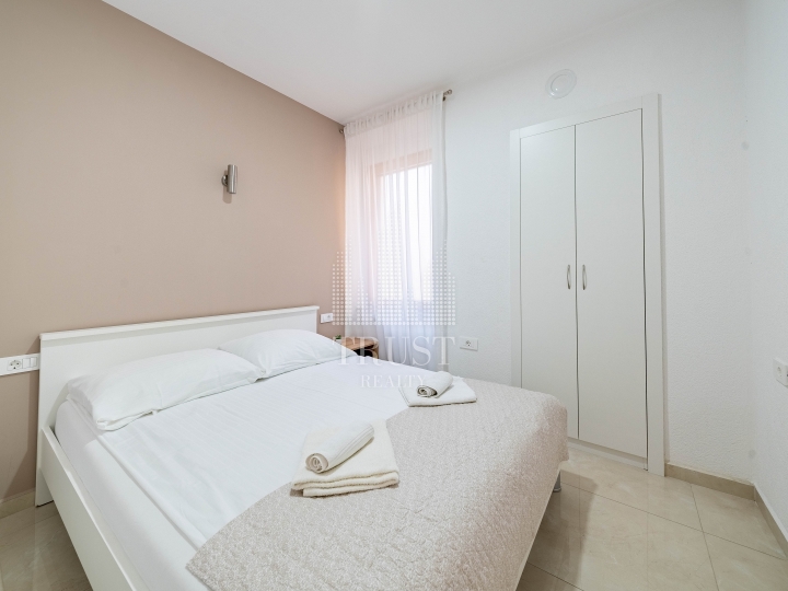 Opatija, Centar - 2 apartmana za prodaju