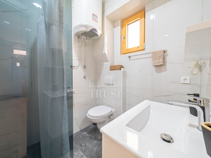 Opatija, Centar - 2 apartmana za prodaju