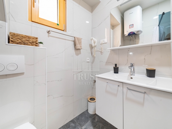 Opatija, Centar - 2 apartmana za prodaju