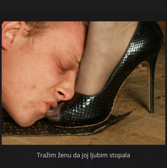 Lizem ženama stopala