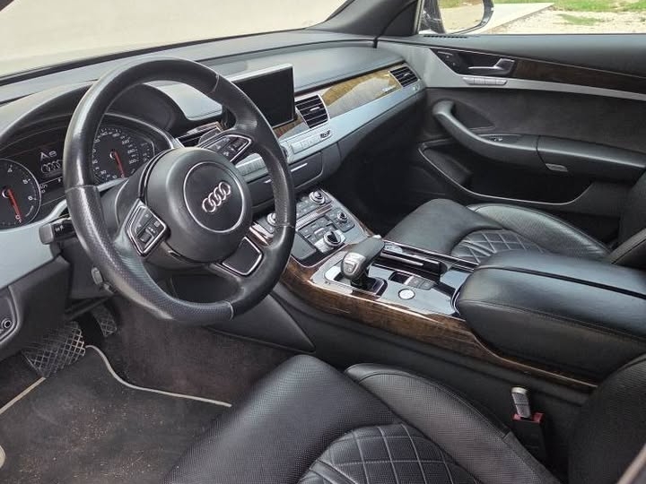 Audi A8