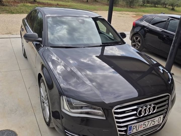 Audi A8