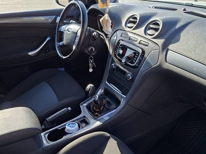 Ford Mondeo 2.0 tdci
