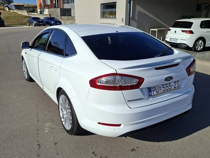 Ford Mondeo 2.0 tdci