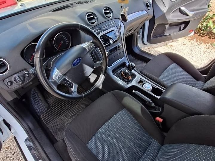 Ford Mondeo 2.0 tdci