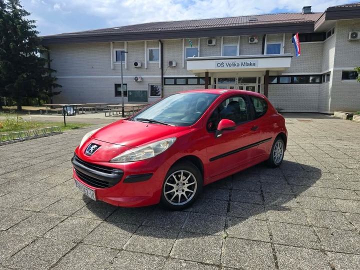 Peugeot 207