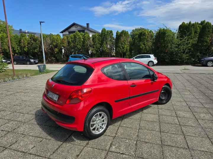Peugeot 207