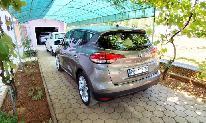 Renault Scenic, 1.2 TCe, 137.000 km, reg. do 08./27.
