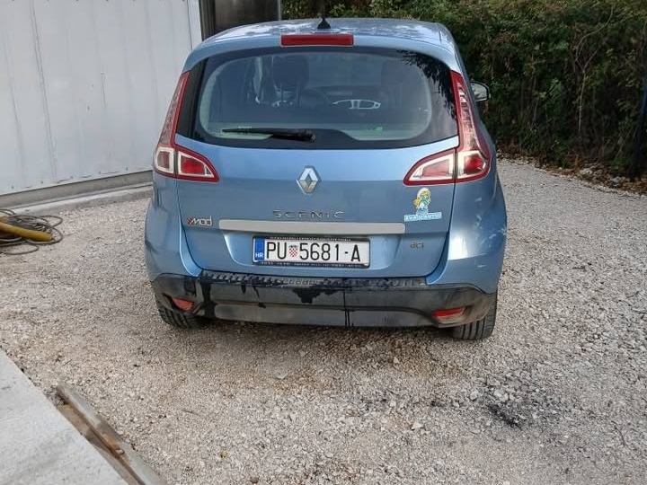 Renault Scenic 1.5 DCi