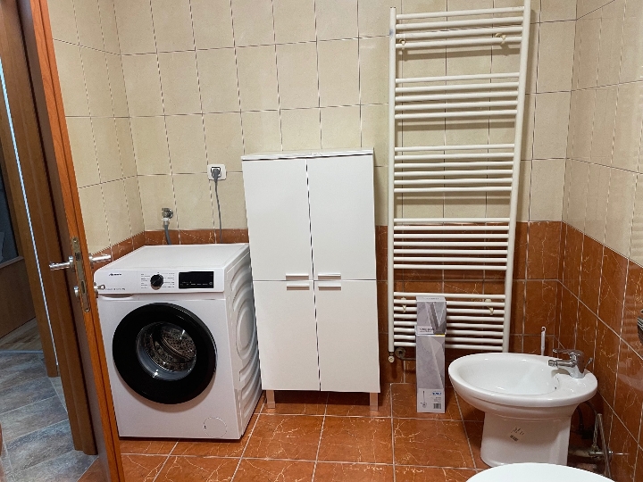 Iznajmljujem 2S+DB na Donjoj Drenovi