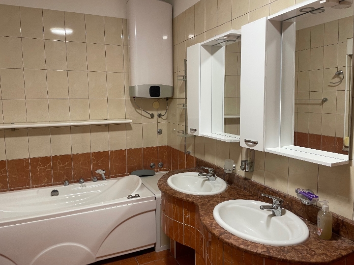 Iznajmljujem 2S+DB na Donjoj Drenovi