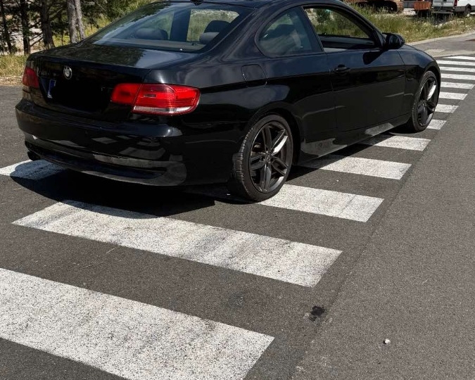 Prodajem BMW Coupe E92, 320D, 2008. godište