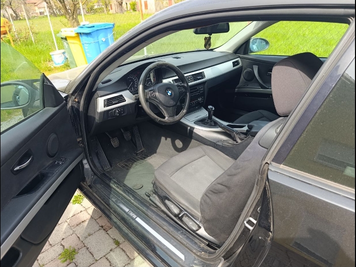 Prodajem BMW Coupe E92, 320D, 2008. godište