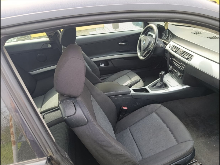 Prodajem BMW Coupe E92, 320D, 2008. godište