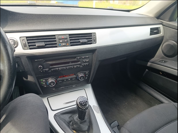 Prodajem BMW Coupe E92, 320D, 2008. godište