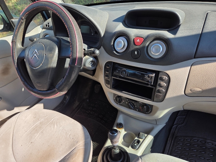 Citroen C3 1.4 2002.