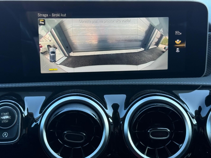 Mercedes Benz A-200 Sport