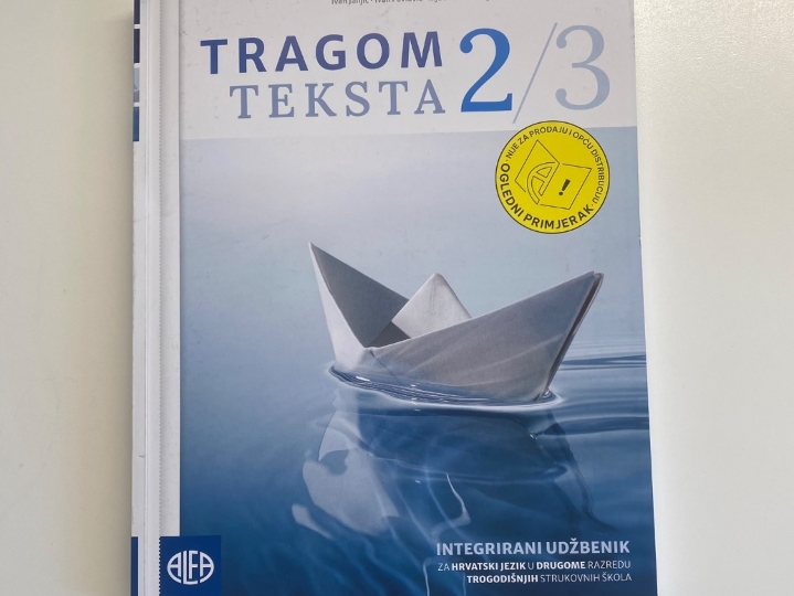Tragom teksta 2/3