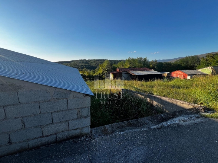 Istra, Čepić - seosko imanje s gospodarskim objektima, veliki potencijal