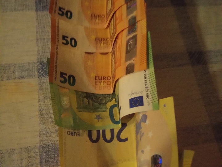 Tražim ozbiljnu i stariju ženu