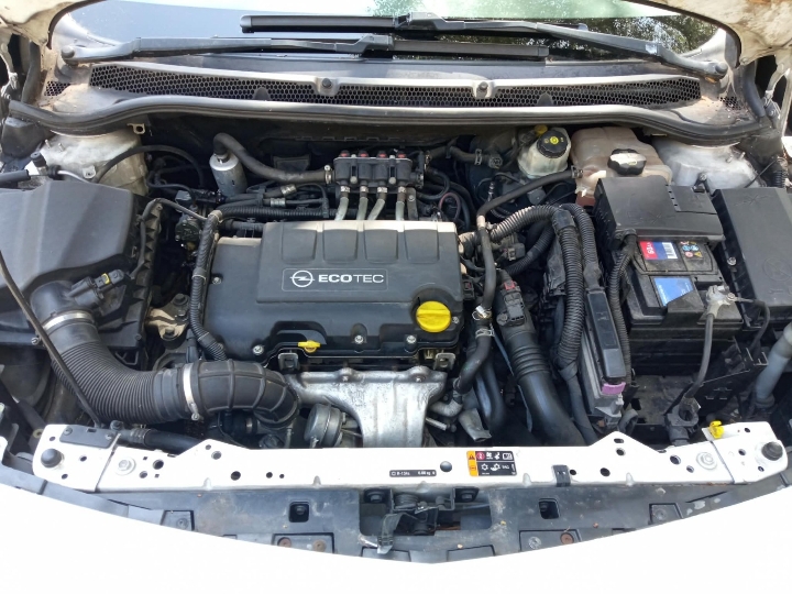 Opel Astra 1.4 Turbo (2014) – 140 KS – Tvornički LPG – reg. do 09/27