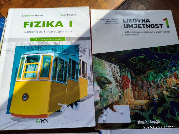Knjige za 1.razred gimnazije