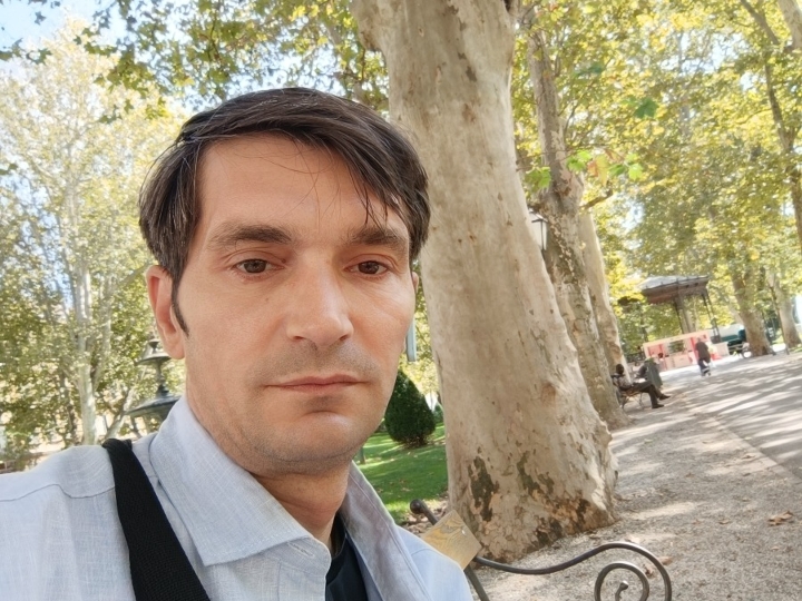 Tražim avanturu
