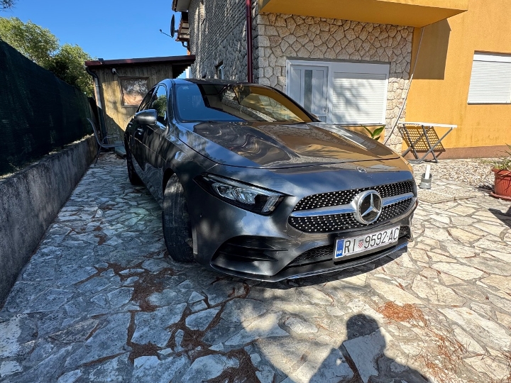 Mercedes A180D, 2020. god.