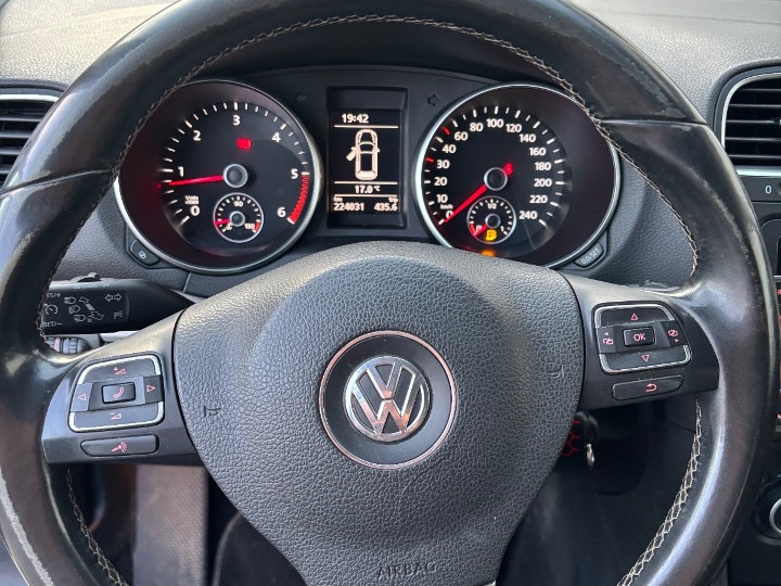 VW Golf 6, 1.6 tdi, 2012. god.