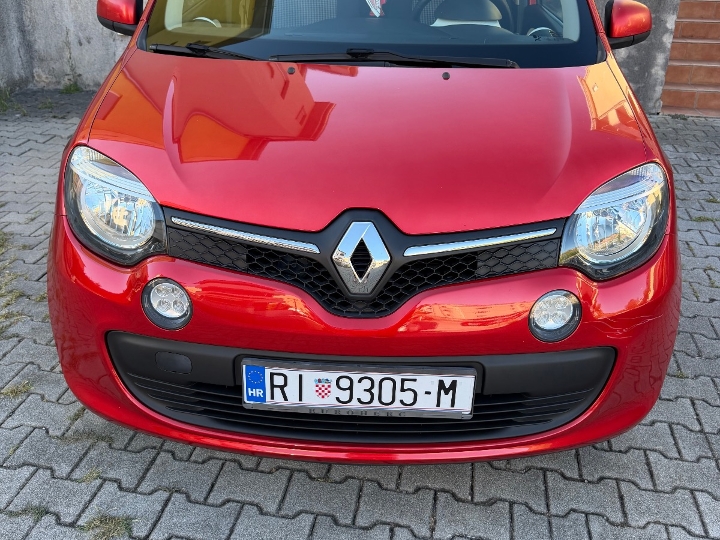 Prodajem Renault Twingo 1.0 SCe