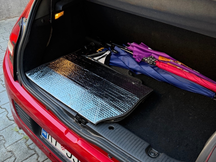 Prodajem Renault Twingo 1.0 SCe
