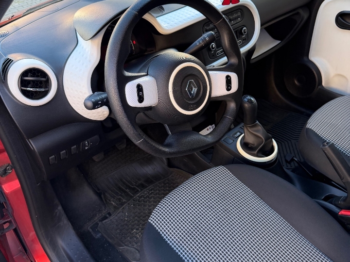 Prodajem Renault Twingo 1.0 SCe
