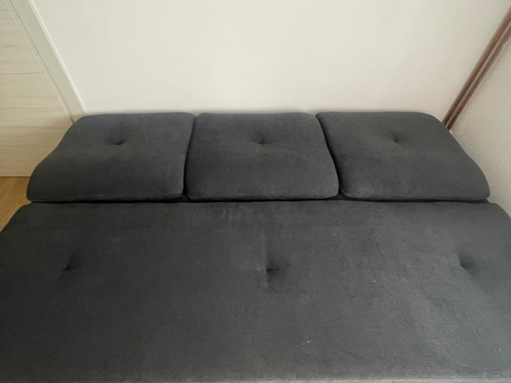Trosjed s funkcijom spavanja