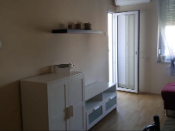 Iznajmljujem stan na Belvederu 54m2, na duže vrijeme, oglas vlasnika