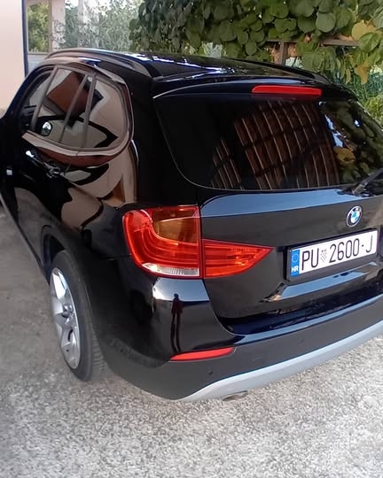 BMW X1 2,0, 168.000 km 