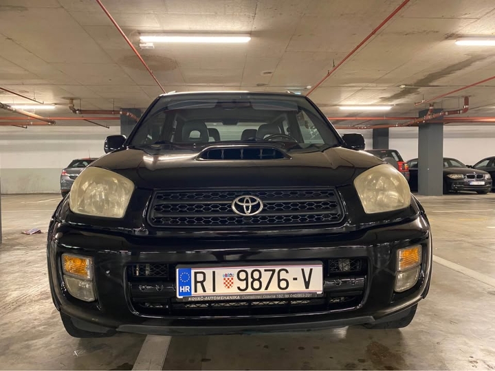 Toyota Rav 4 kratka 4x4
