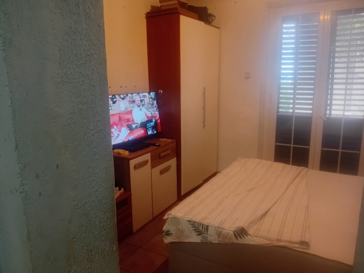 Iznajmljujem stan Bulevard