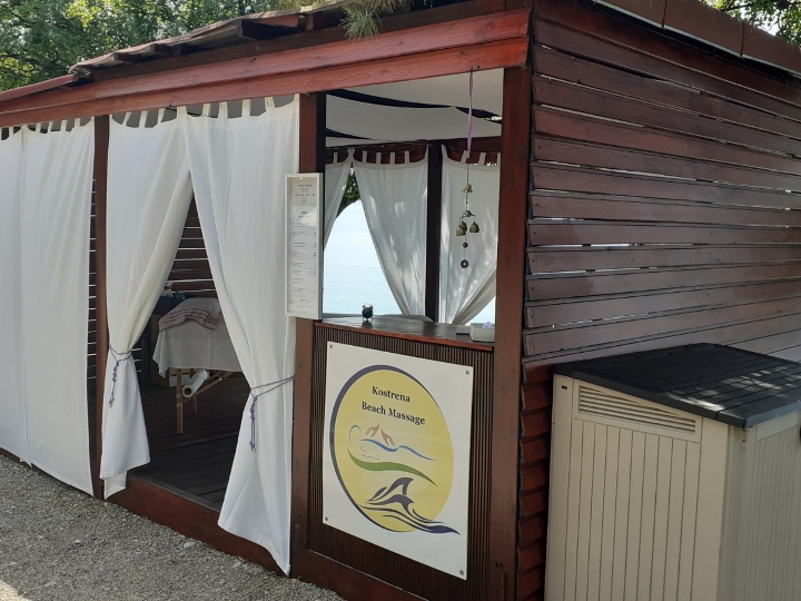 Pergola za masažu na plaži – uhodan posao