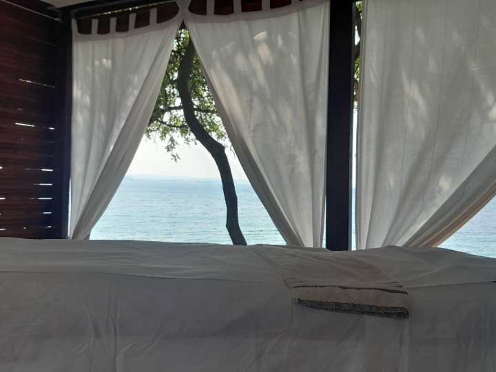 Pergola za masažu na plaži – uhodan posao
