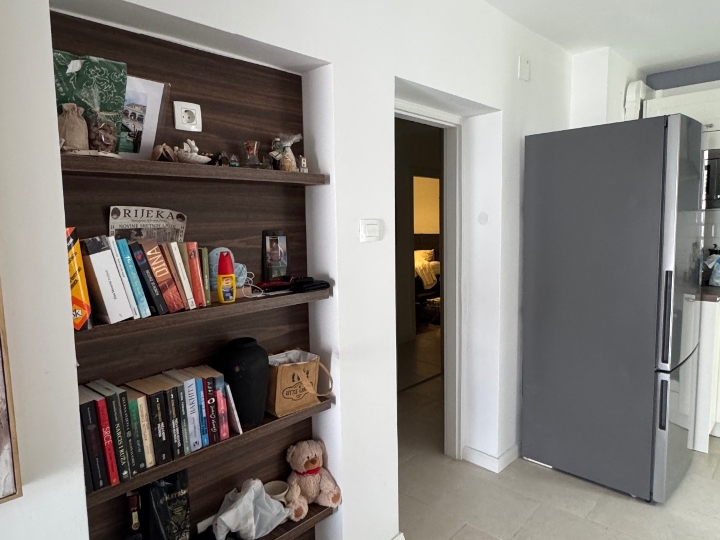 Lovran – uređen 2S+DB, 68 m² + garaža 18 m², blizu mora i centra
