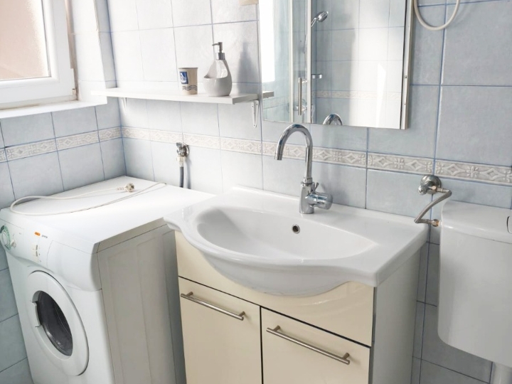 Centar, 52 m2, 1S+DB, uređen, 600€