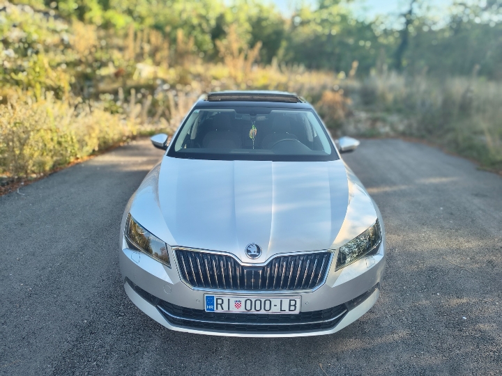 Škoda Superb 1.6 TDI, 118.000 km, video